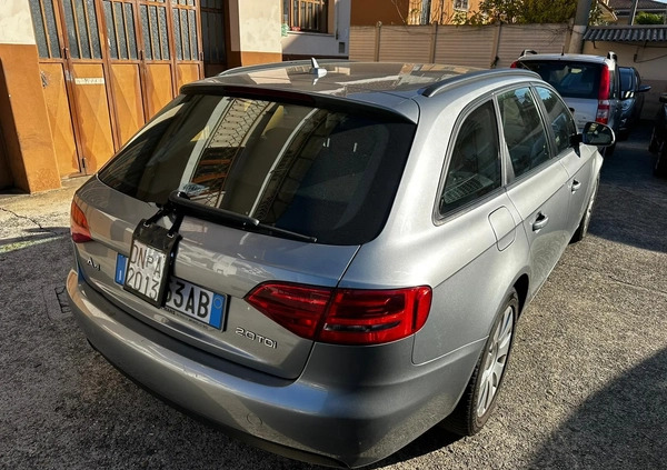 Audi A4 cena 22500 przebieg: 241000, rok produkcji 2009 z Szydłowiec małe 154